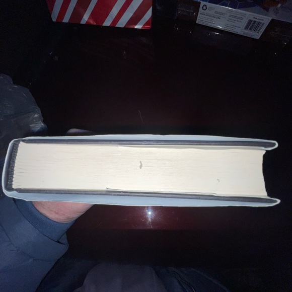 Book - Picture 5 of 8